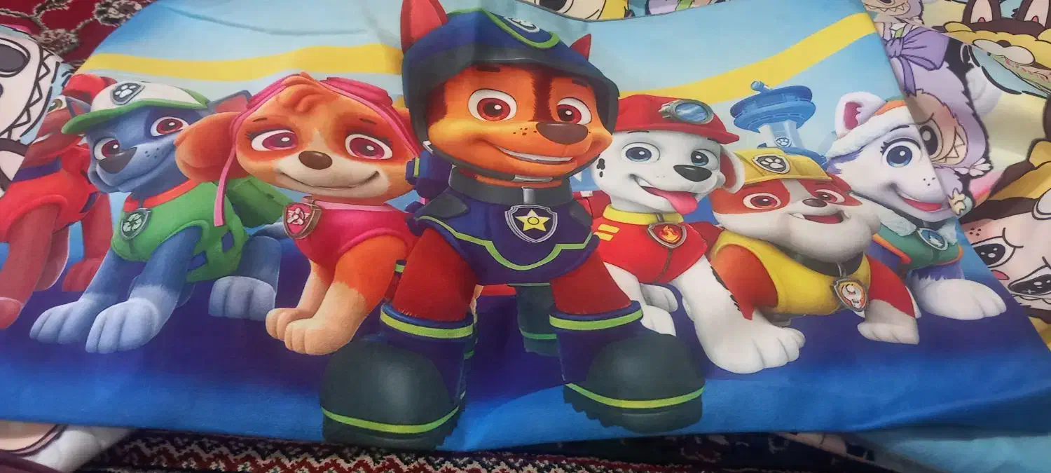 رو بالشتی عروسکی لبوبو وطرح سگهای نگهبان|رختخواب، بالش، پتو|دورود, |دیوار