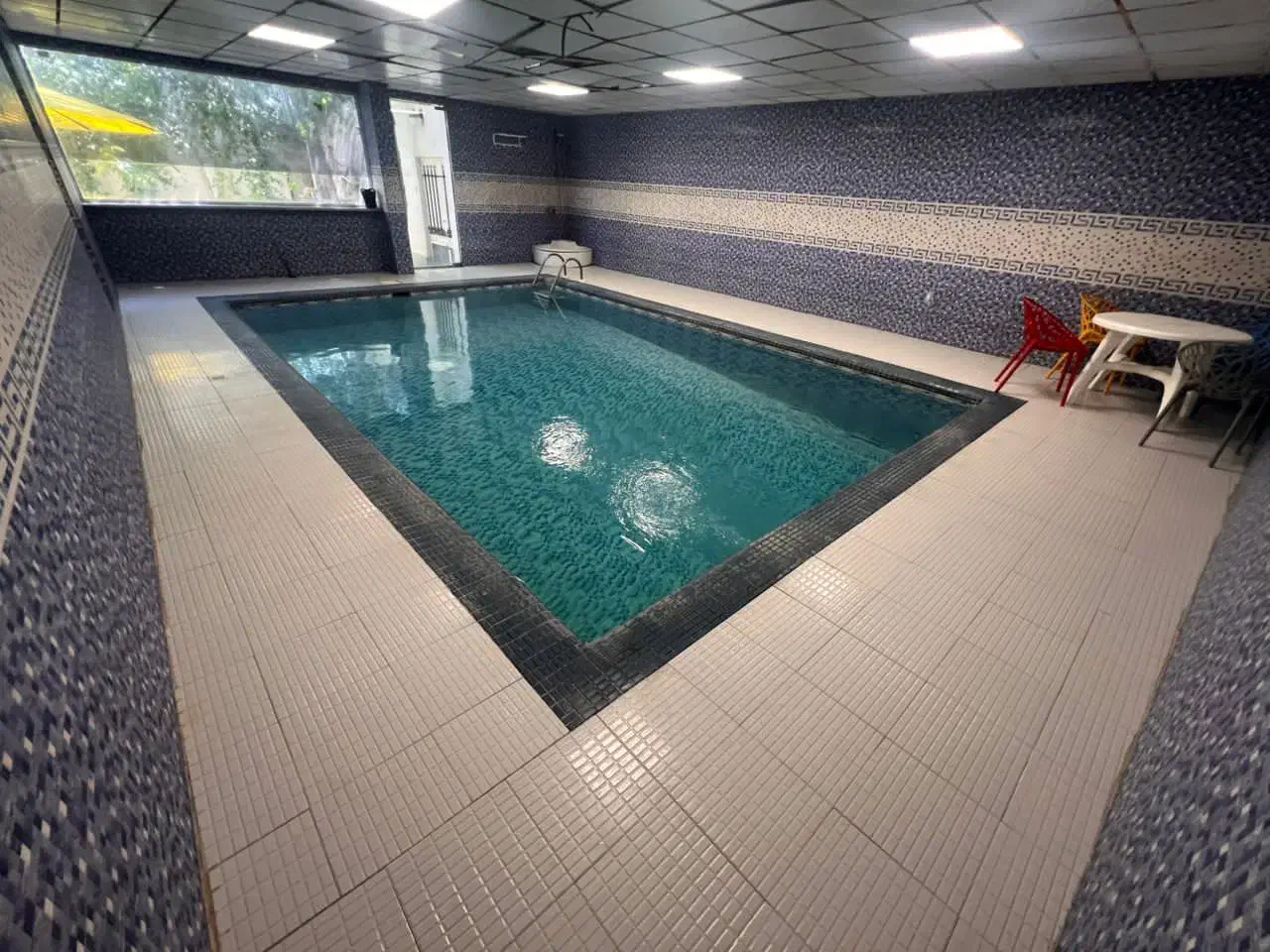 اجاره روزانه ویلا کرشت مهراباد رودهن بومهن پردیس|اجارهٔ کوتاهمدت ویلا و باغ|بومهن, |دیوار