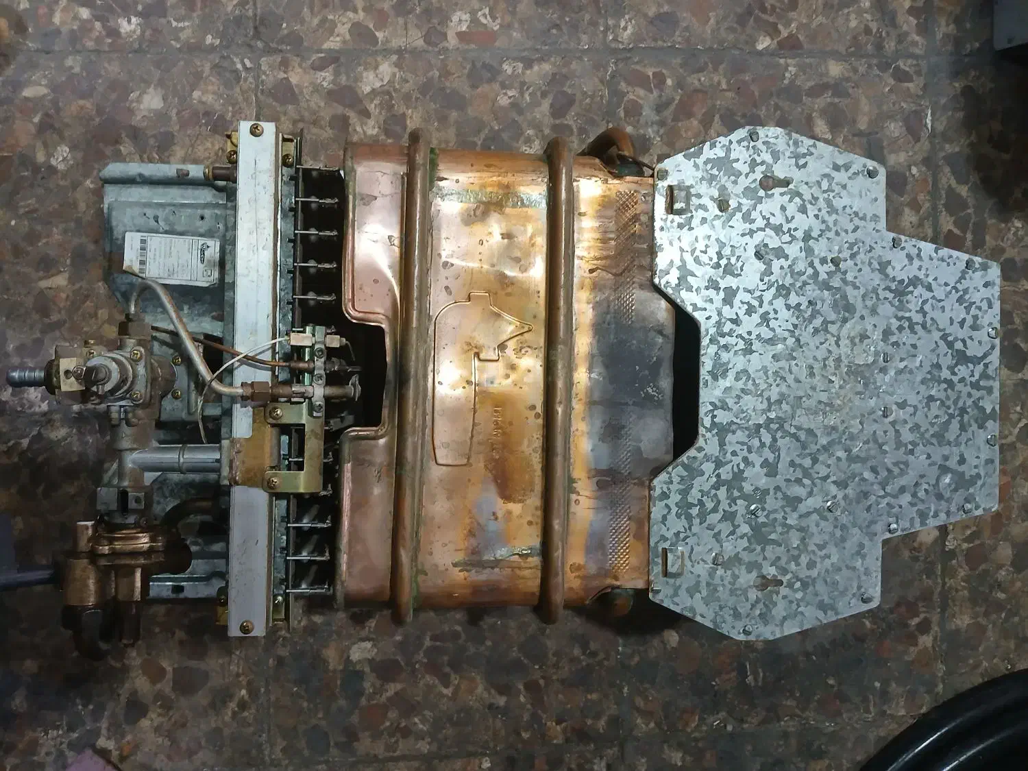 فروش آبگرمکن دیواری بوتان|آبگرمکن، پکیج، شوفاژ|شاهرود, |دیوار