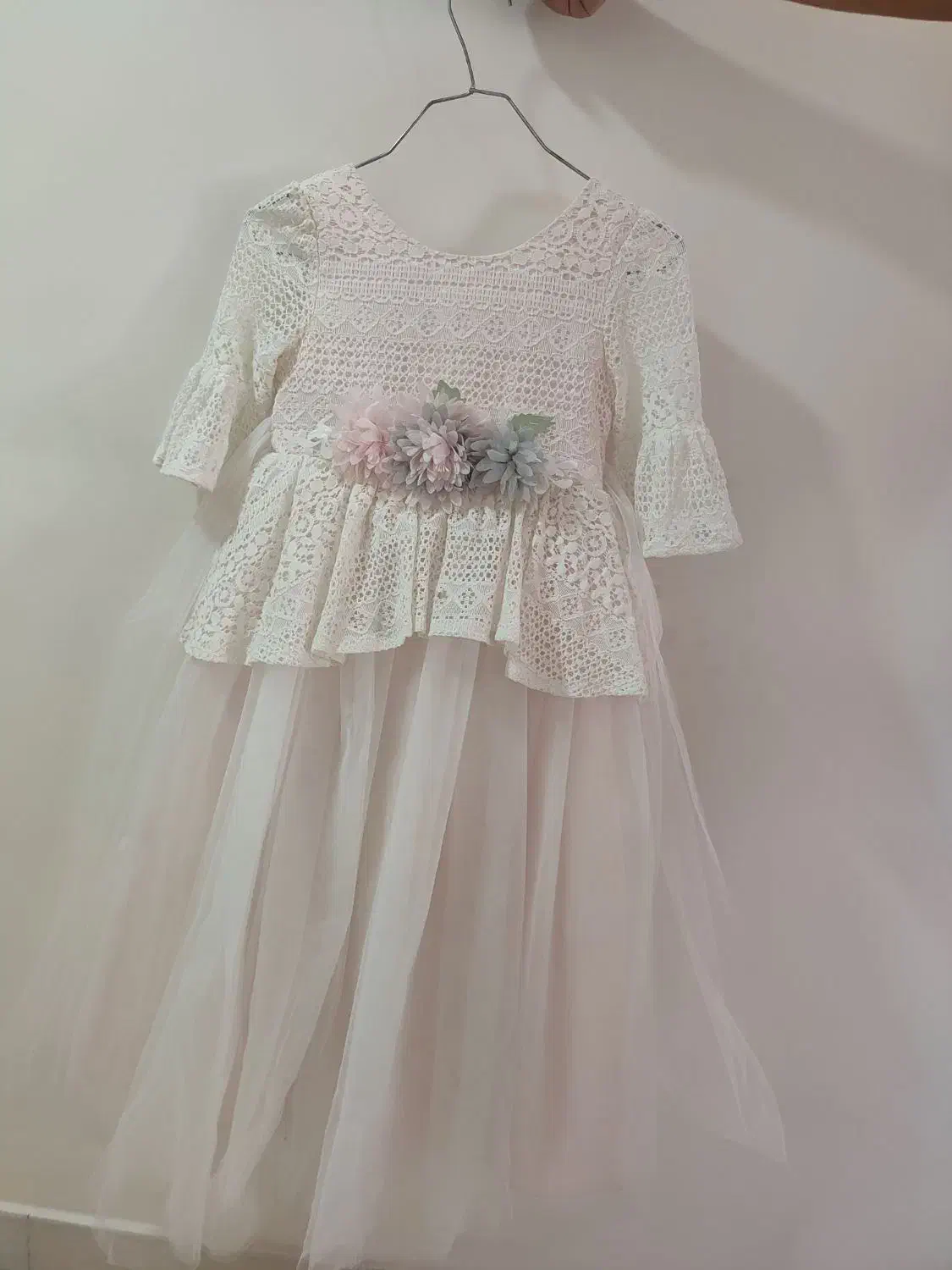 لباس پرنسسی|لباس|اصفهان, سپاهان‌شهر|دیوار