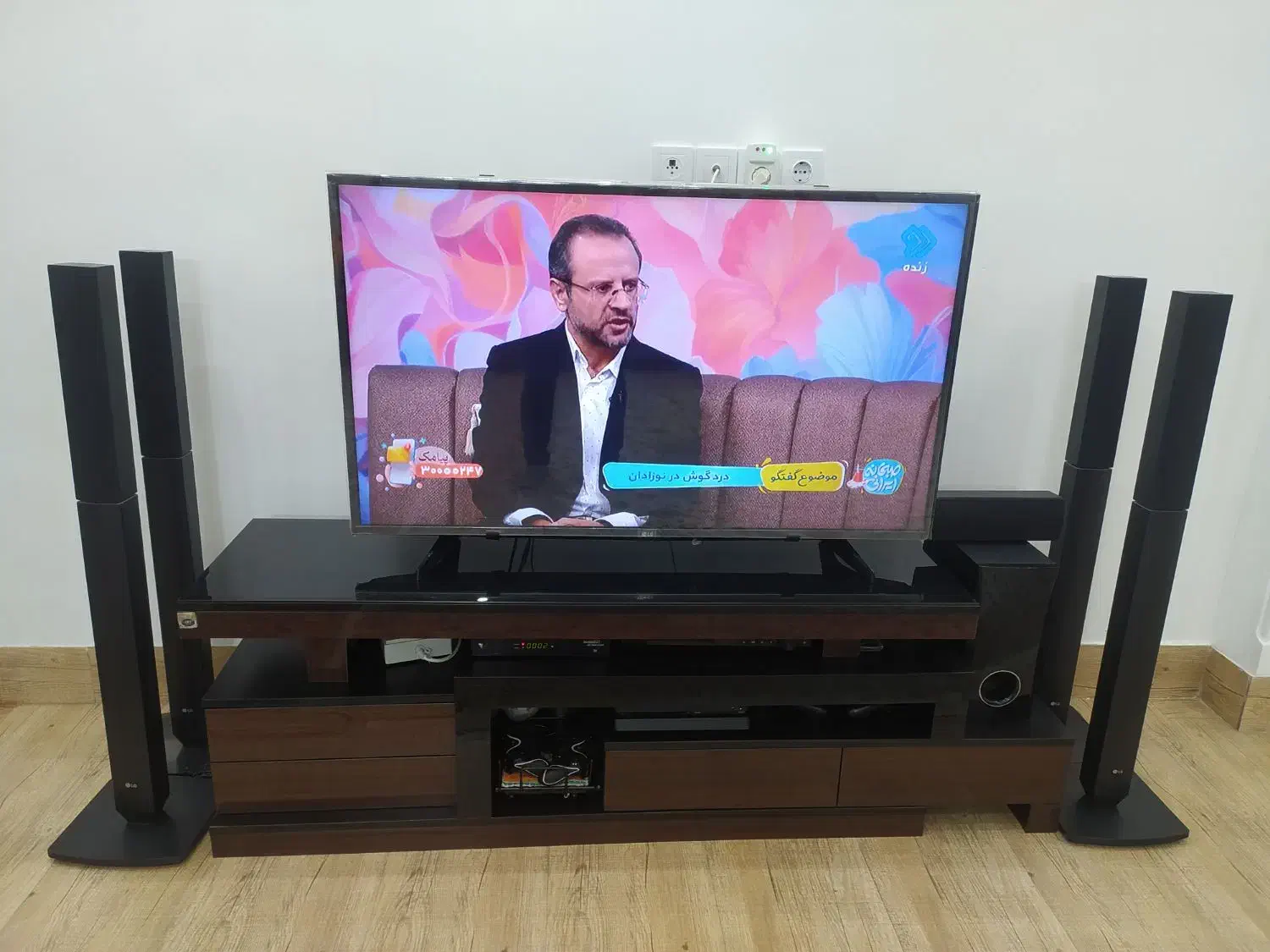 میز تلویزیون و سینما خانواده سالم درجه یک|سیستم صوتی خانگی|گنبد کاووس, |دیوار