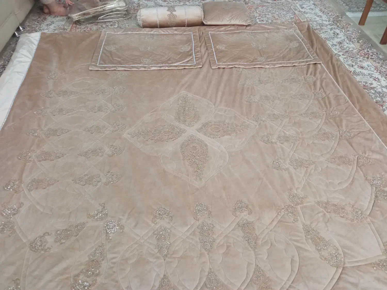 روتختی عروس|سرویس روتختی|گلبهار, شهر جدید گلبهار|دیوار