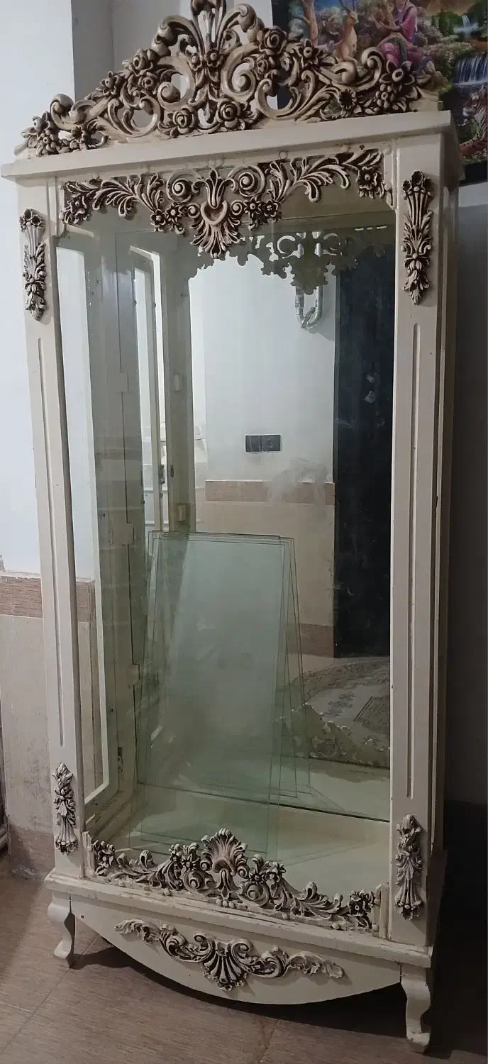 گنجه وجالباسی سالم|بوفه، ویترین، کنسول|تربت جام, علوی|دیوار