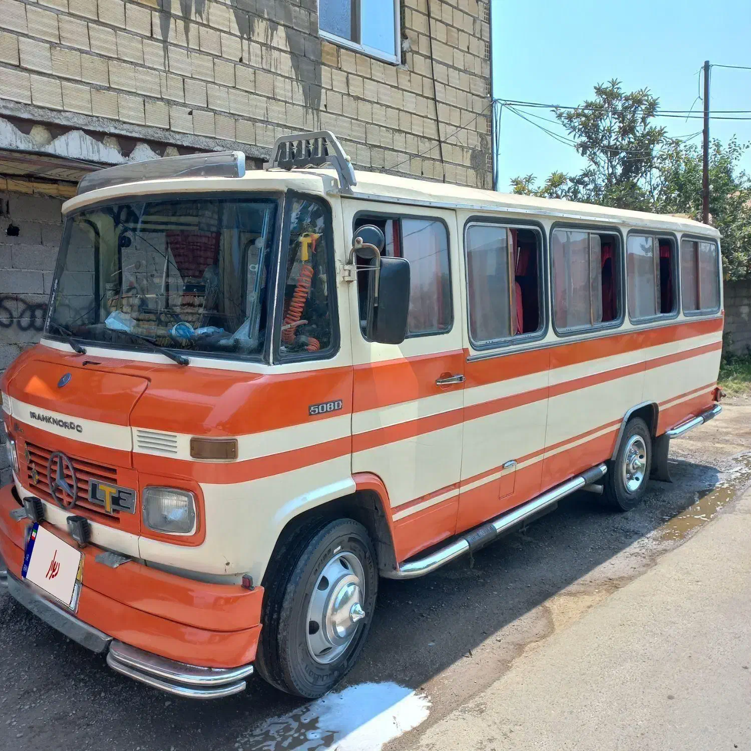 مینیبوس ۲۱ نفره بنز مدل ۶۱|خودرو سنگین|رشت, لاکان شهر|دیوار