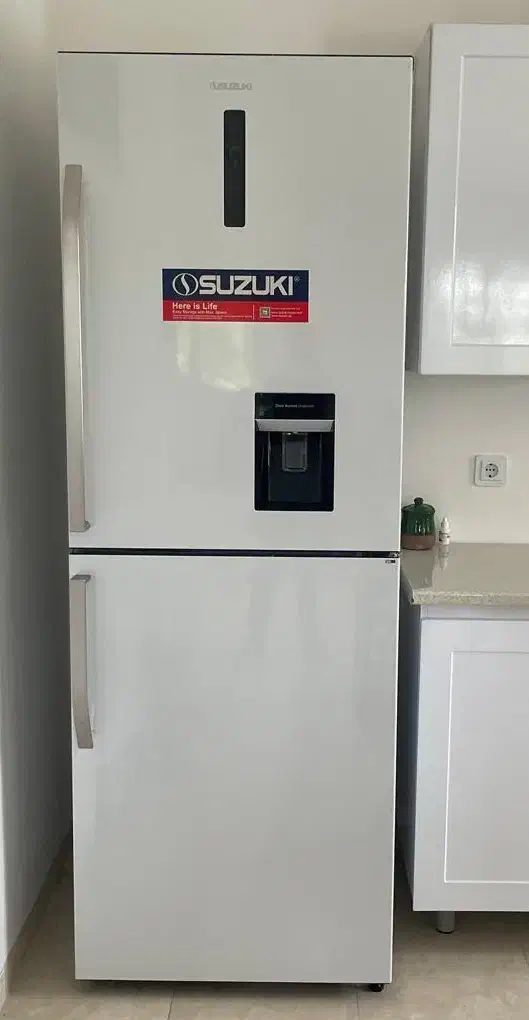 «یخچال نو سوزوکی / فروش فوری به دلیل مهاجرت »|یخچال و فریزر|رشت, گیل|دیوار