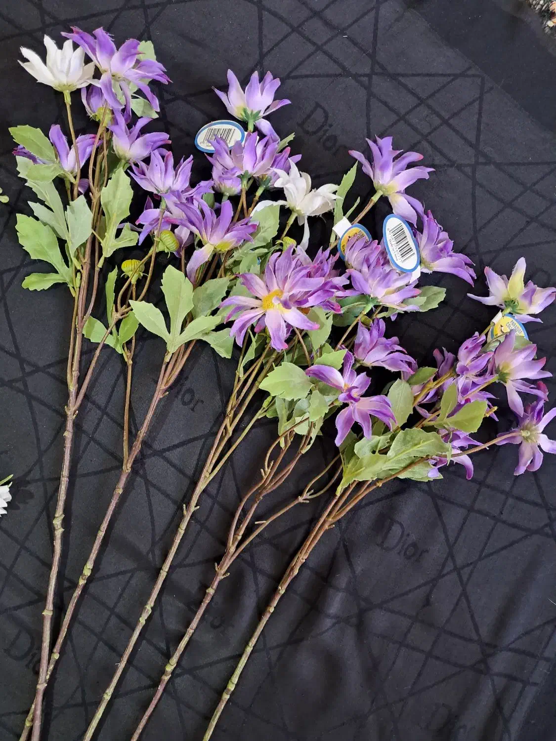 گل خارجی|گل مصنوعی|قدس, شهرقدس|دیوار