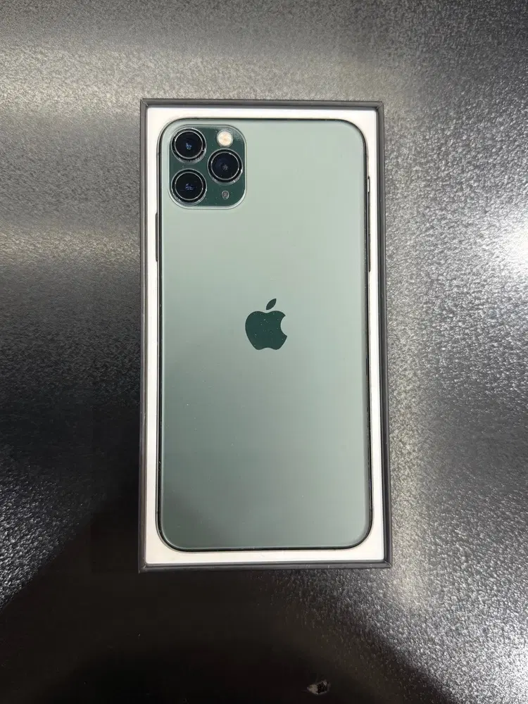 Iphone 11 max|موبایل|قم, آلوچو|دیوار