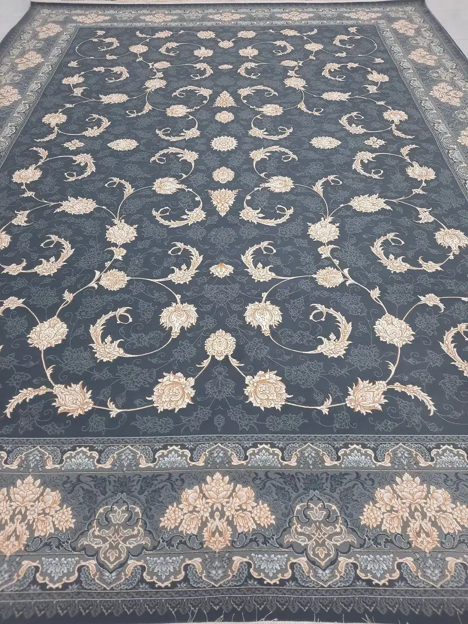 فرش بهرامی|فرش|زنجان, |دیوار