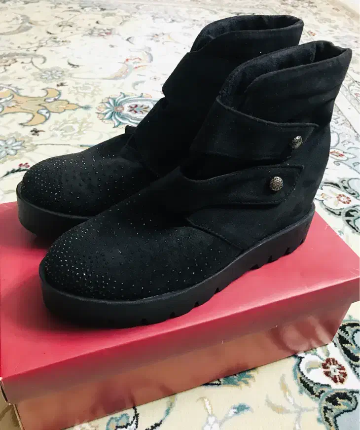 نیم بوت|کیف، کفش، کمربند|اصفهان, پروین|دیوار