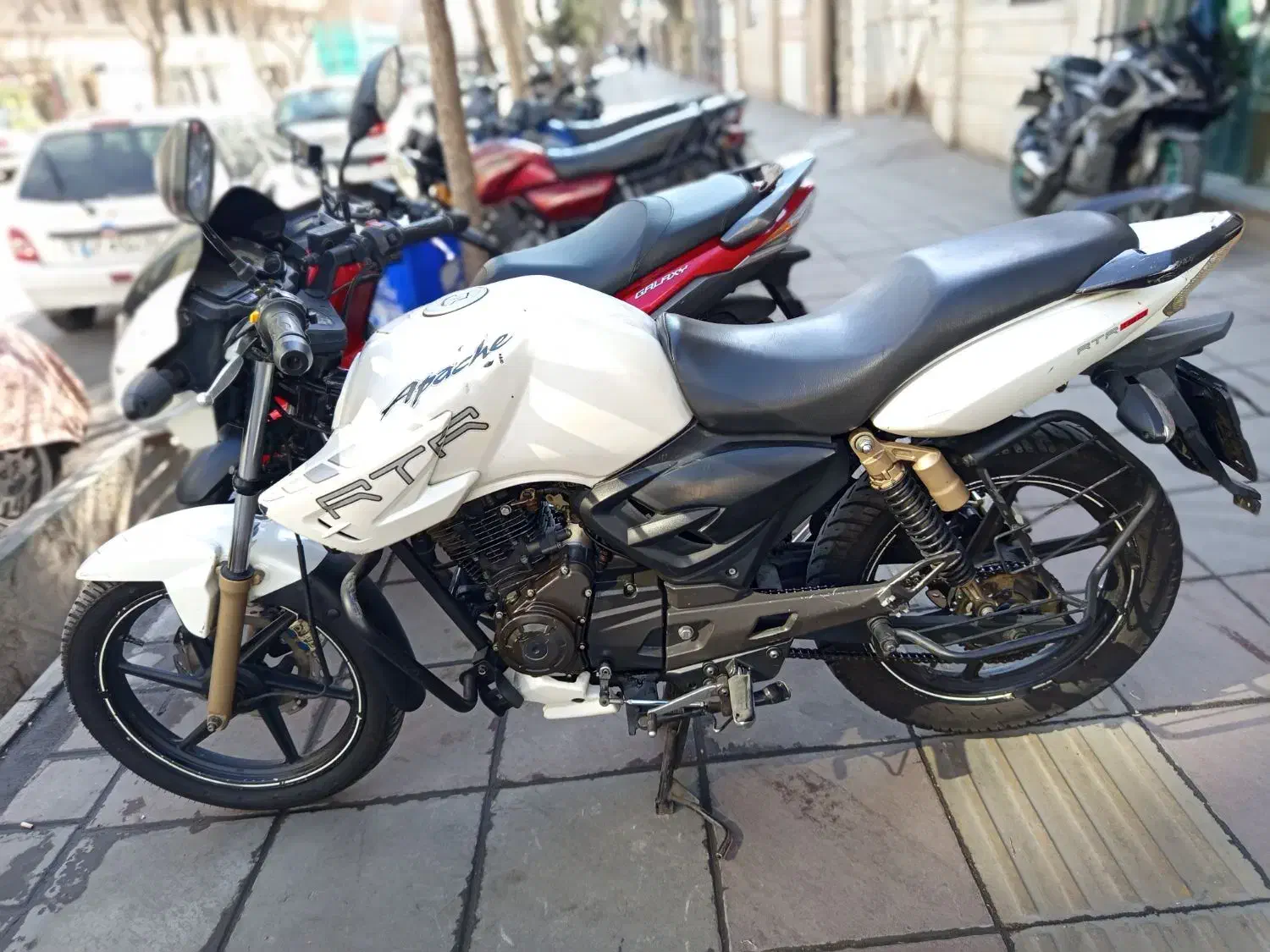 موتور سیکلت آپاچی ۱۸۰مدل ۸۸|موتورسیکلت|تهران, کیانشهر|دیوار