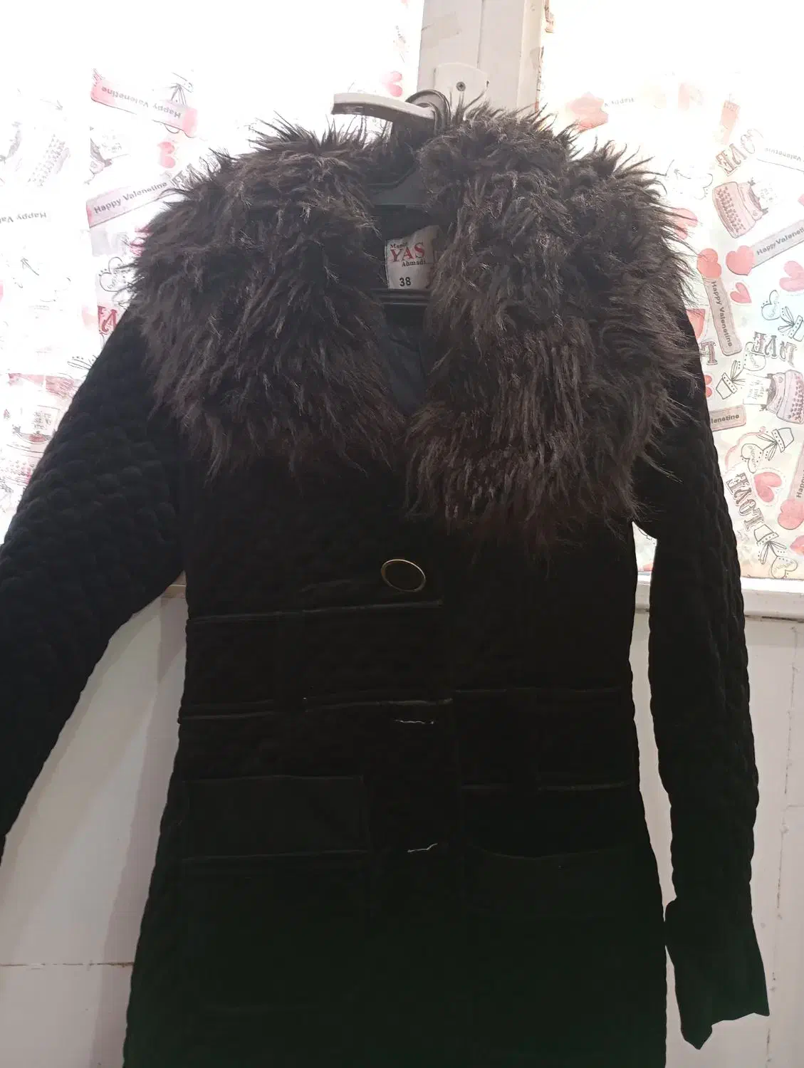 پالتو زمستانه|لباس|هندیجان, |دیوار