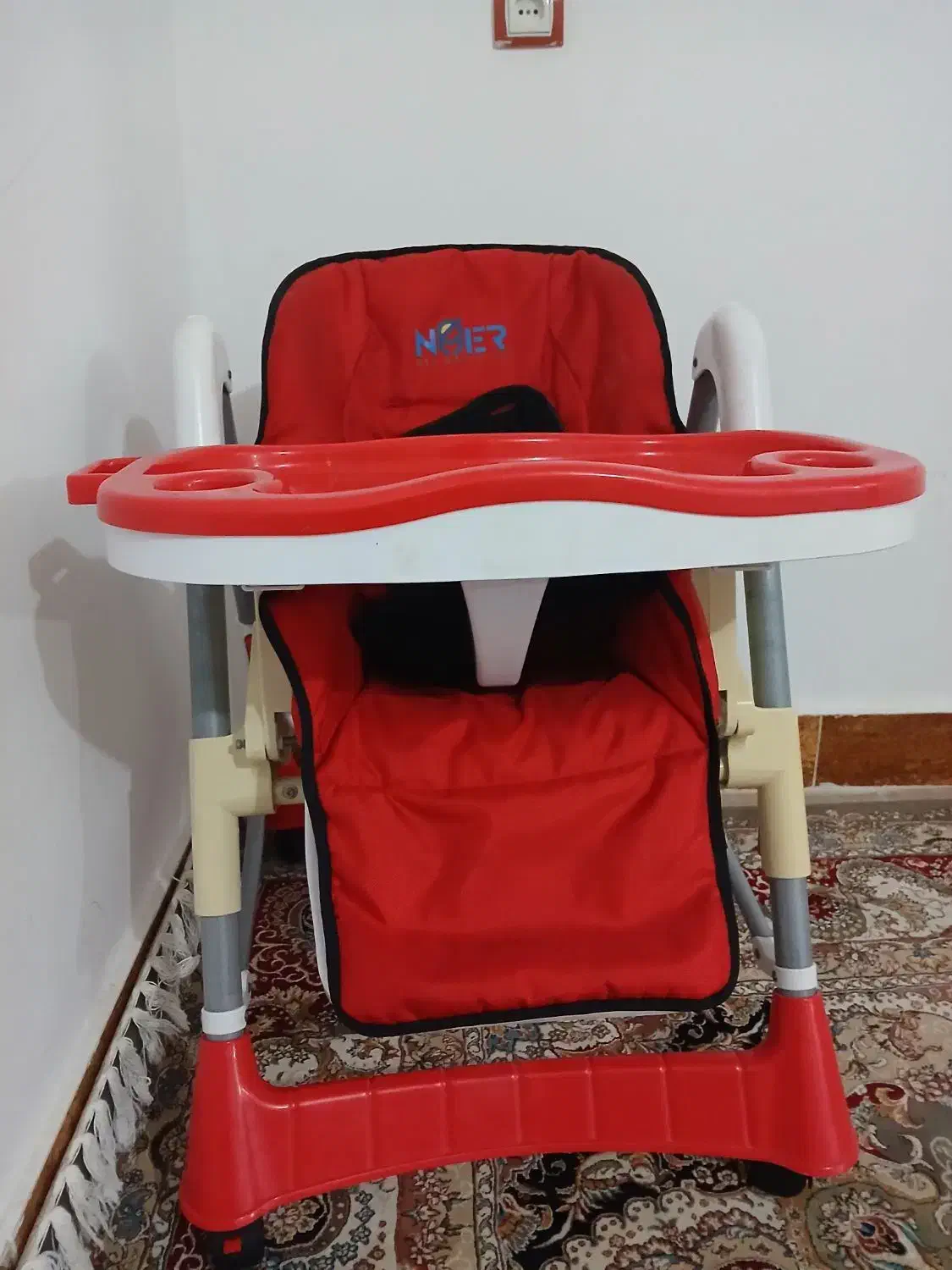 صندلی غذای کودک|تخت و صندلی بچه|خرم‌آباد, |دیوار