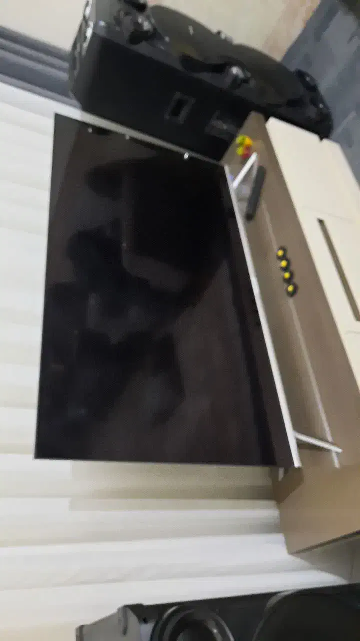 تلویزیون ۵۵ اینچ سونیا|تلویزیون و پروژکتور|قم, دروازه چوبی|دیوار