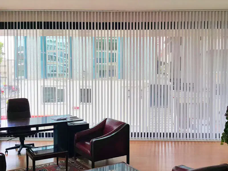 پرده عمودی (لوردراپه)|پرده، رانر، رومیزی|میانه, |دیوار