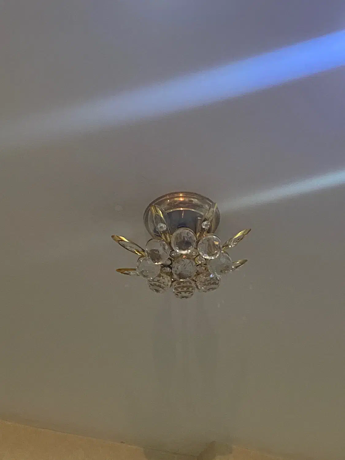 دو عدد لوستر|لوستر و چراغ آویز|همدان, |دیوار