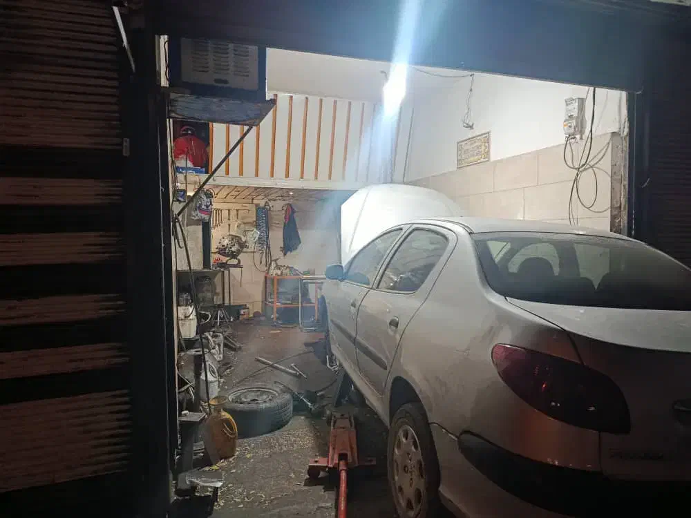 مغازه تجاری|فروش مغازه و غرفه|بروجرد, |دیوار