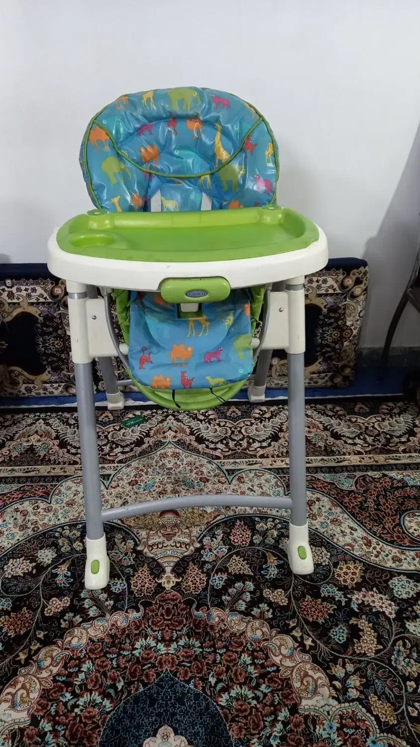 میز غذا خوری کودک|میز و صندلی غذاخوری|شهریار, شهرک نماز (دینار آباد)|دیوار