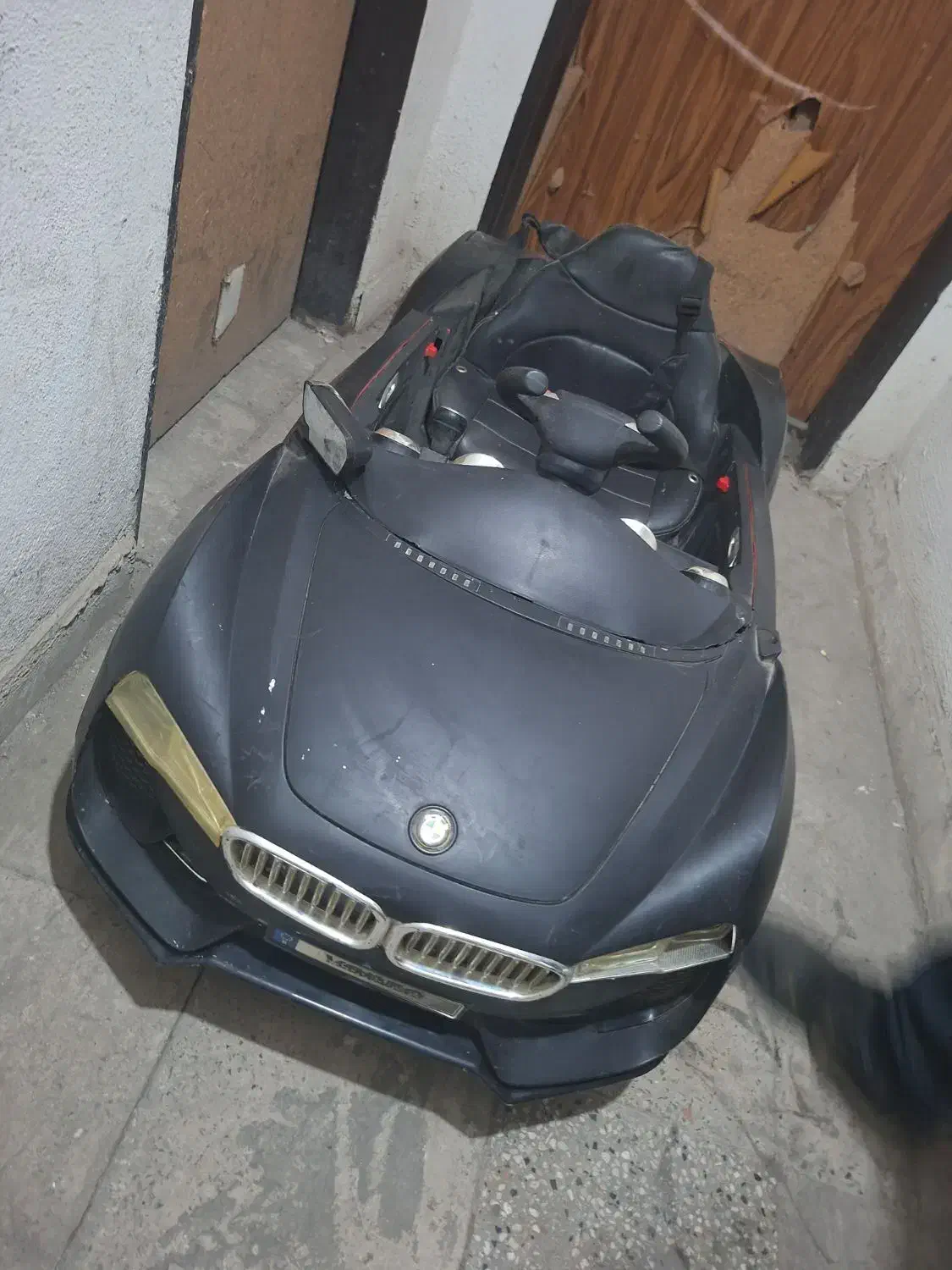 ماشین شارژی بی ام و|اسباببازی بچه|تهران, حکیمیه|دیوار