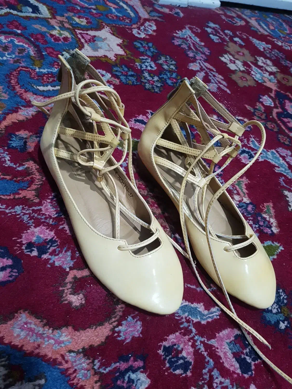 کفش خارجی بسیارشیک و خاص|کیف، کفش، کمربند|سبزوار, مدرس|دیوار