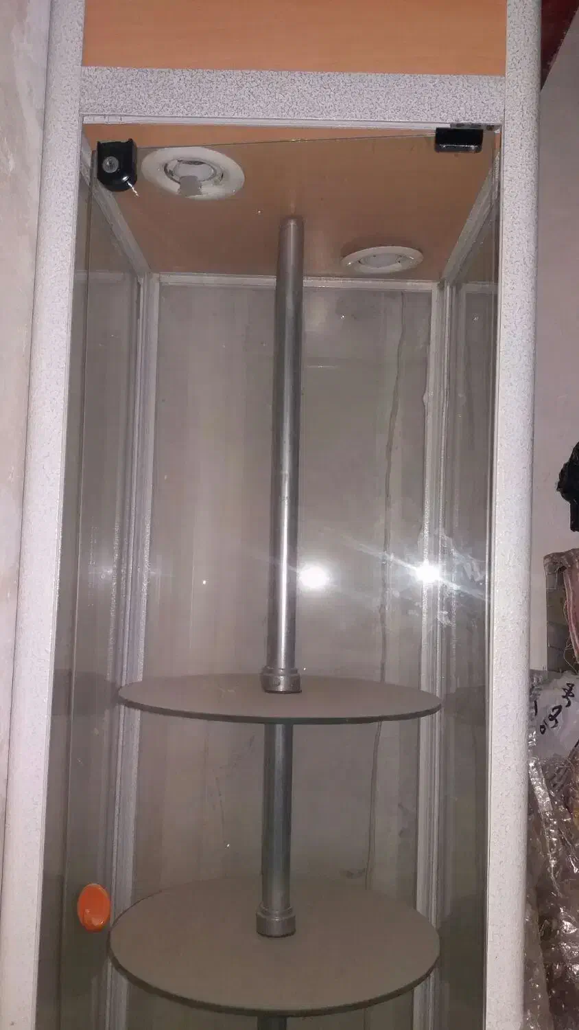 ویترین چهارطبقه گردان|بوفه، ویترین، کنسول|فریمان, |دیوار