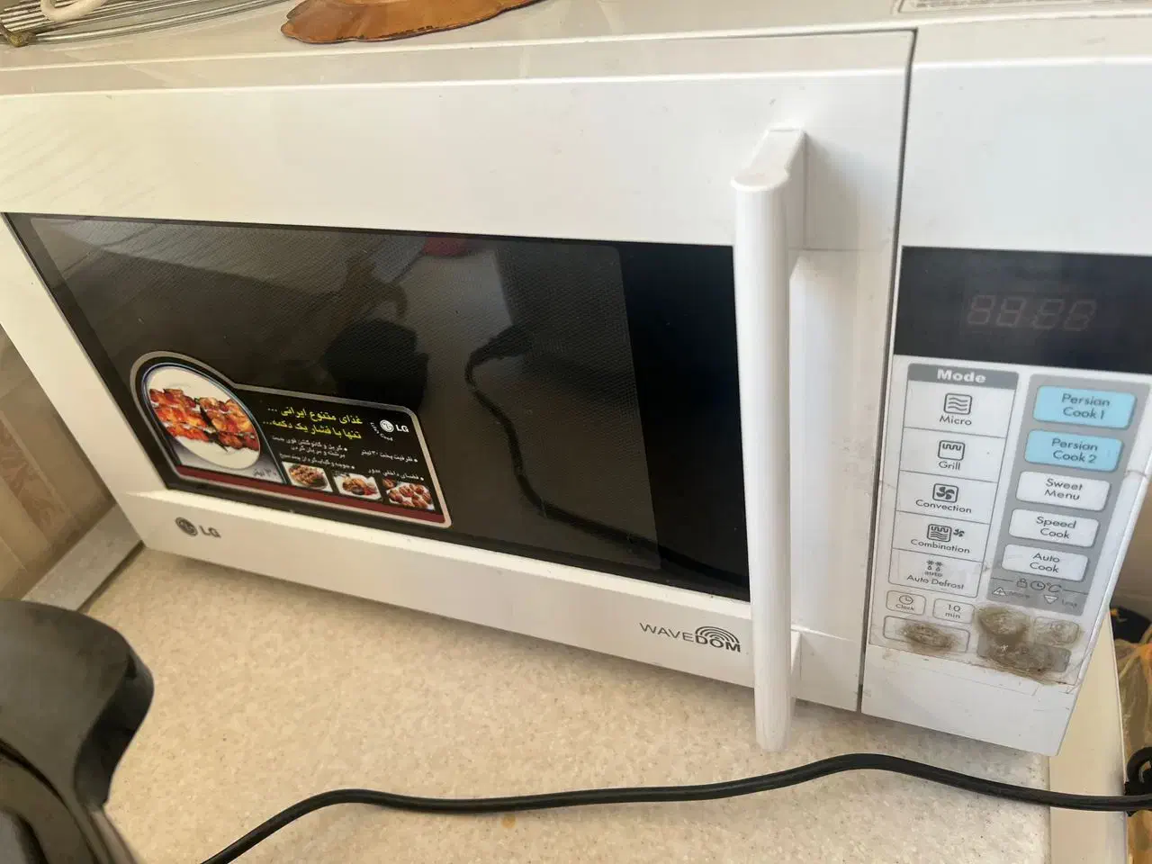 ماکرو فر LGفوق العاده تمیز و تمام تاچ|اجاق گاز و لوازم برقی پخت‌وپز|تهران, علم و صنعت|دیوار