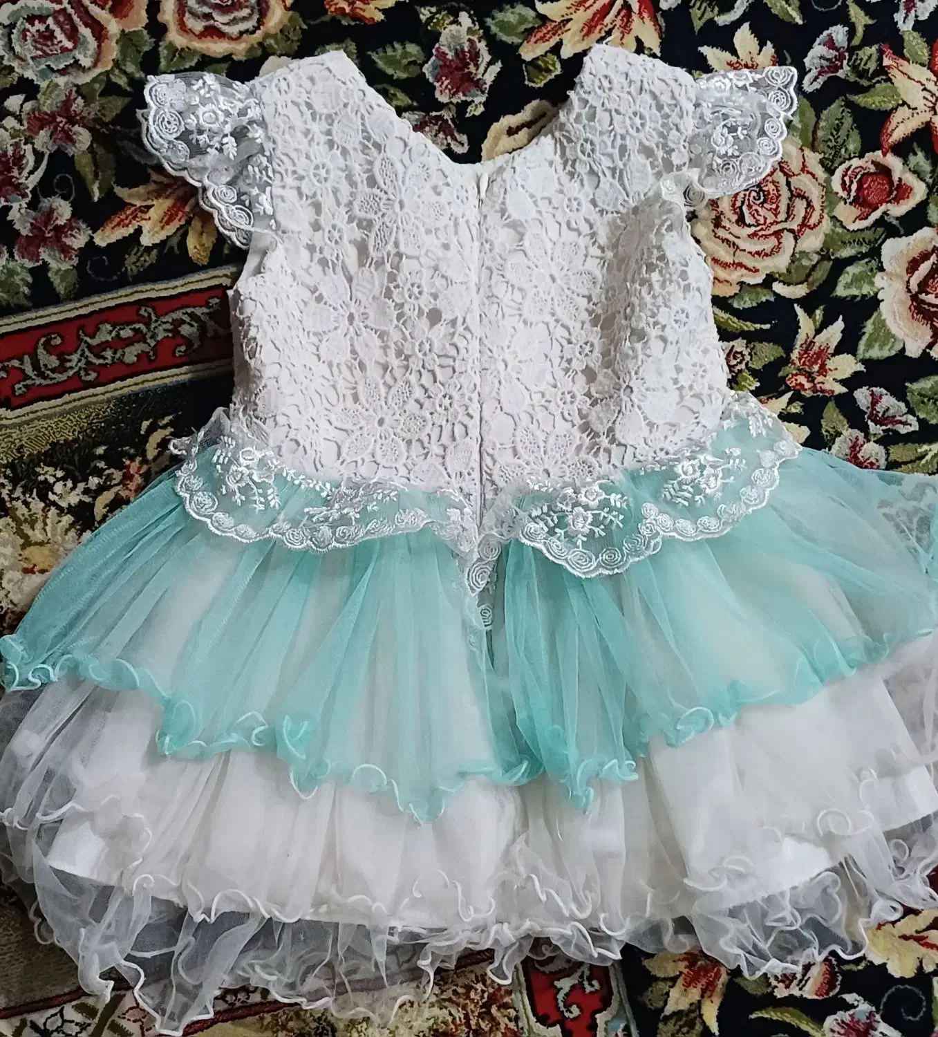 لباس مجلسی بچگانه عروسکی زیبا|لباس|قم, قلعه کامکار|دیوار