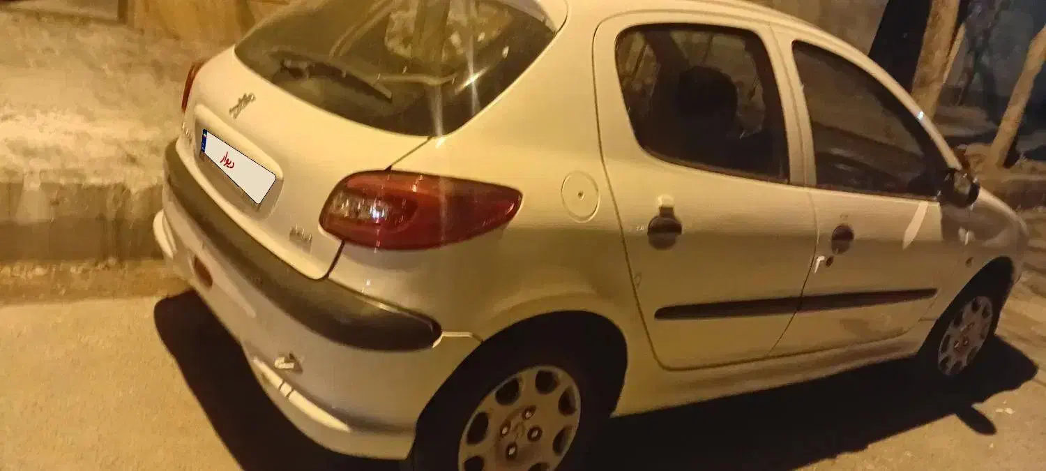 پژو ۲۰۶ تیپ ۲ مدل ۹۵|خودرو سواری و وانت|قم, صفائیه|دیوار