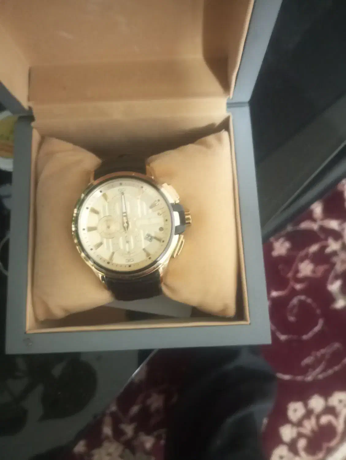 ساعت رومانسن|ساعت|رزن, |دیوار