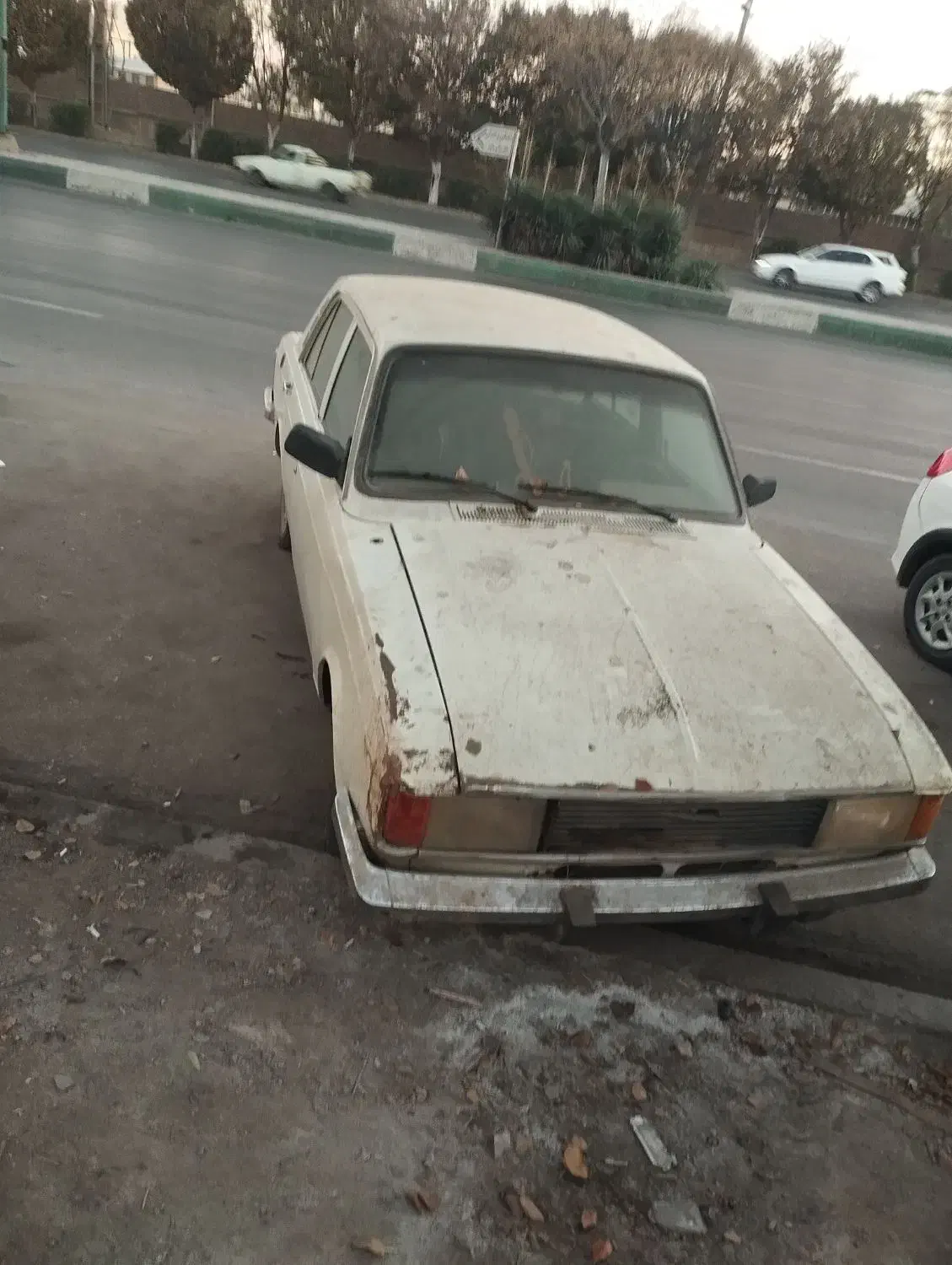 خودروی پیکان|خودرو سواری و وانت|ساوه, |دیوار