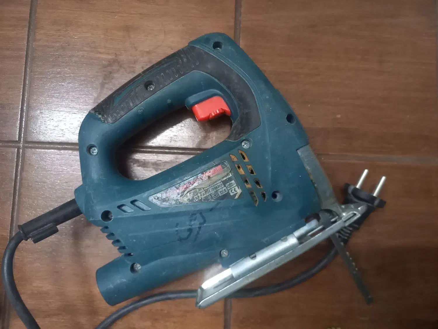 پیچ‌گوشتی برقی اره عمودبر|ابزارآلات|فولادشهر, مسکن مهر فولادشهر|دیوار