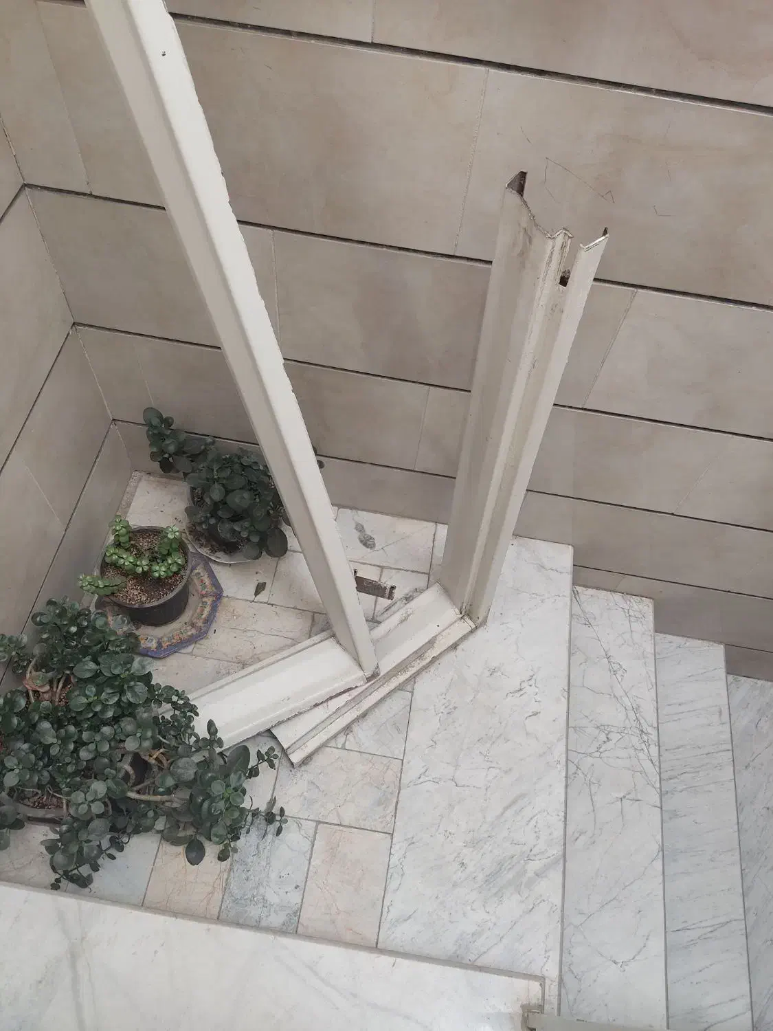 درب و چارچوب در|مصالح و تجهیزات ساختمان|قزوین, |دیوار