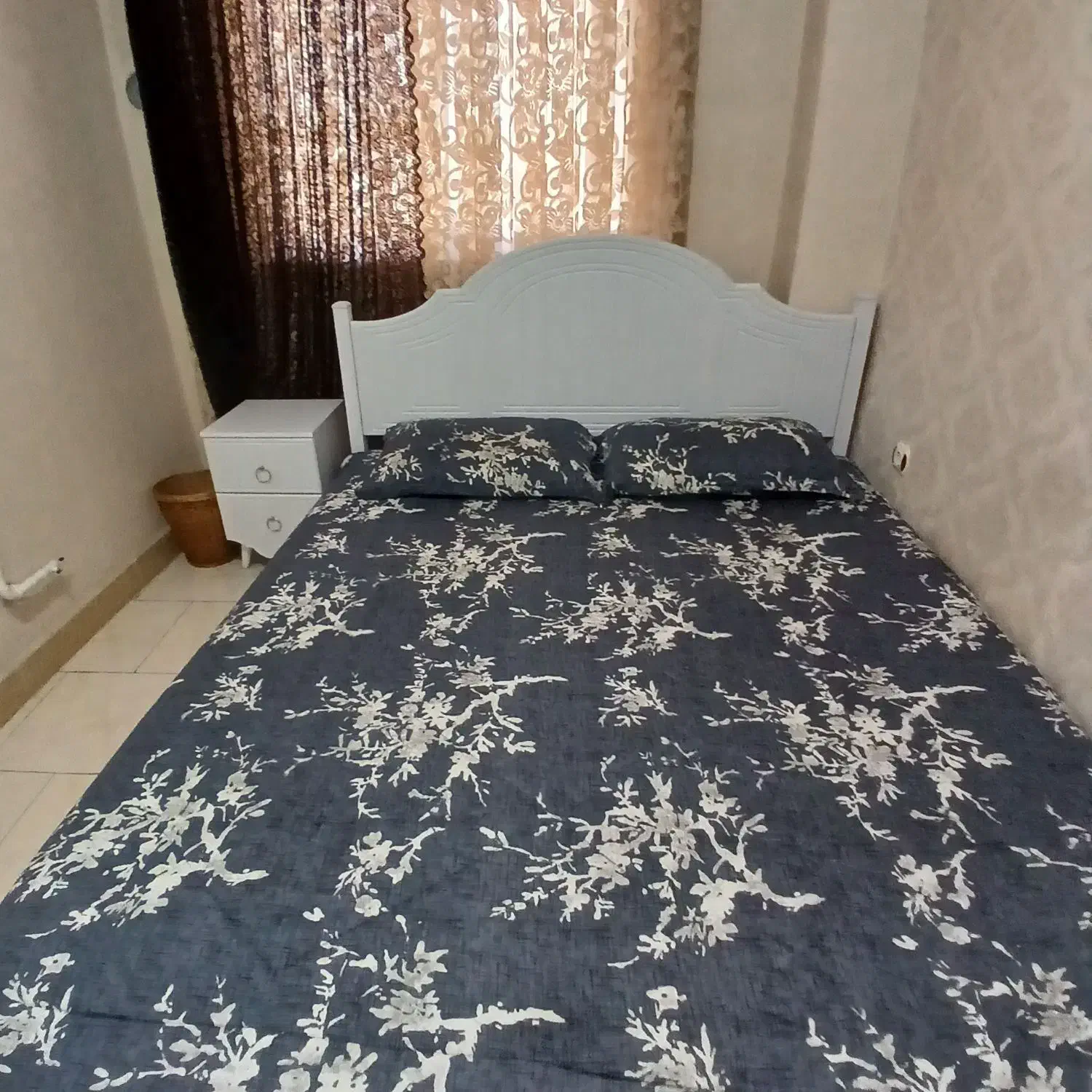 سرویس خواب|تخت و سرویس خواب|رشت, فلسطین|دیوار