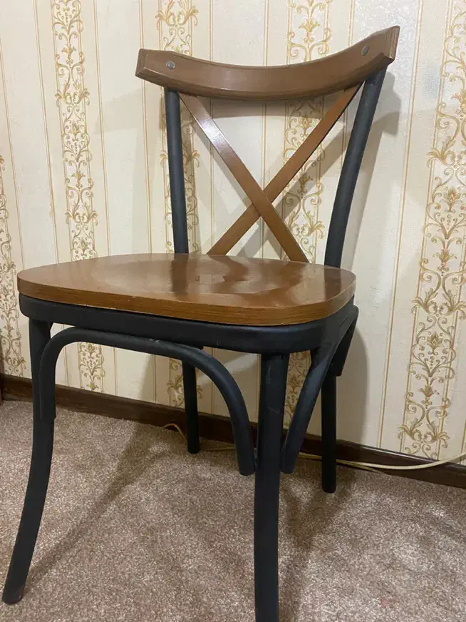 صندلی تونت لهستانی|صندلی و نیمکت|همدان, |دیوار