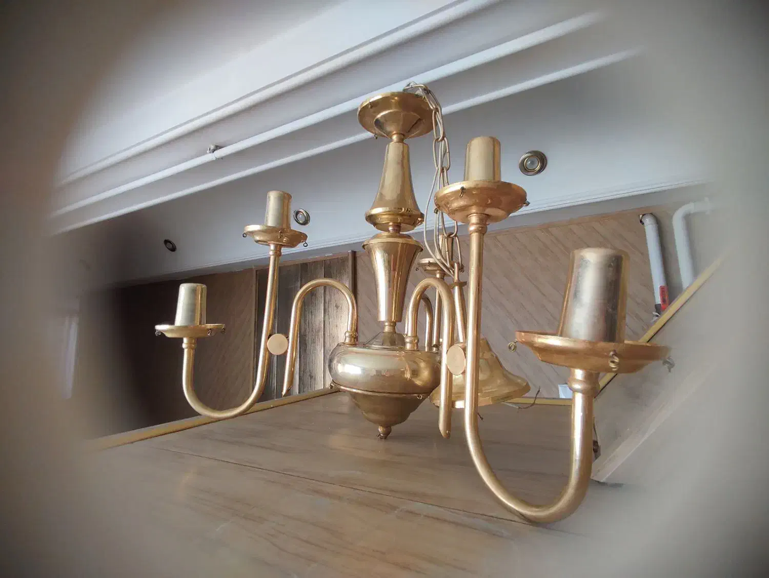 سه عدد لوستر طلایی رنگ|لوستر و چراغ آویز|همدان, |دیوار