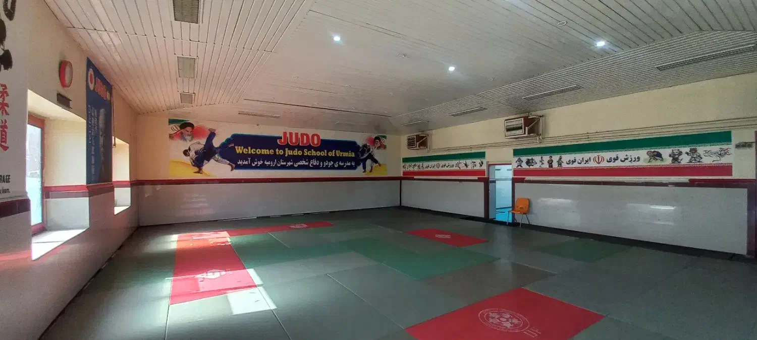 اجاره سالن ورزشی مجتمع تختی|اجارهٔ کوتاهمدت دفتر کار و فضای آموزشی|ارومیه, |دیوار