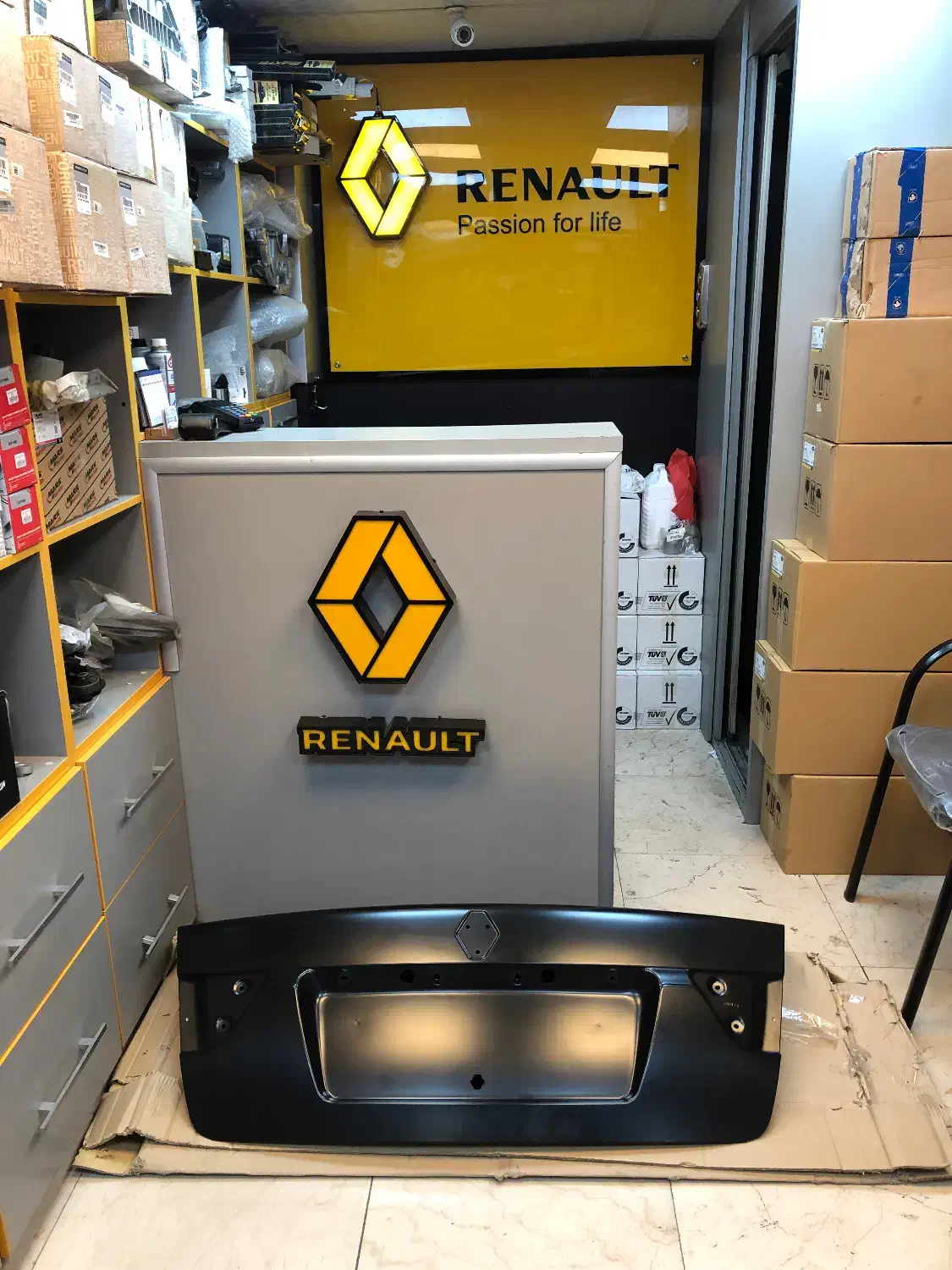 لوازم یدکی بدنه مگان استپ وی ال۹۰ ساندرو کپچر|قطعات یدکی و لوازم جانبی|تهران, بهارستان|دیوار