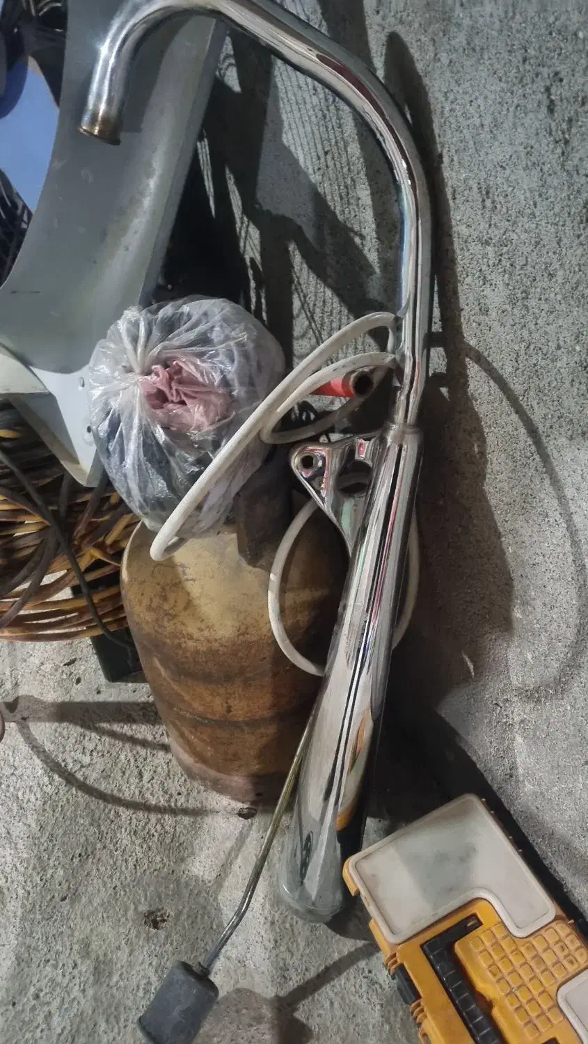 اگزوز هوندا شیرازی و هوندا۲۰۰|قطعات یدکی و لوازم جانبی|تربت جام, المهدی|دیوار