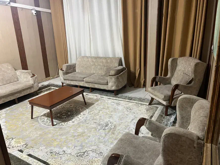 آپارتمان واحد مبله فول امکانت مرکز شهر|اجارهٔ آپارتمان|بندرعباس, |دیوار