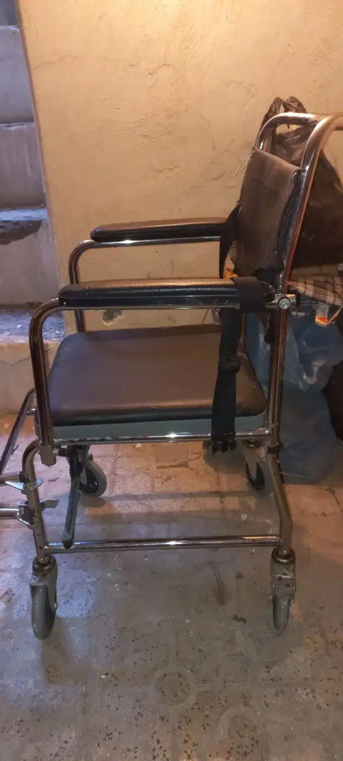 ویلچر حمام|لوازم حمام|اصفهان, مصلی|دیوار