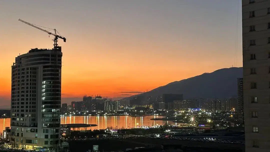 ۱۰۵متر ۲خواب دریاچه برج برند ویو بدون مشرف