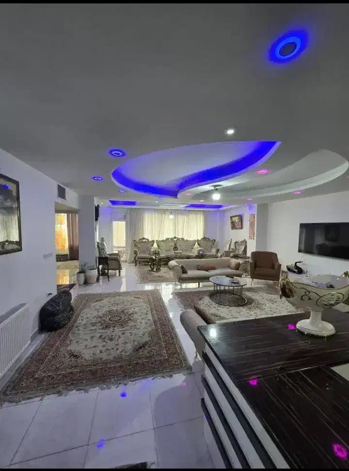 156متر سه خواب/شمالی رو به نما/مریم شرقی|فروش آپارتمان|ملارد, |دیوار