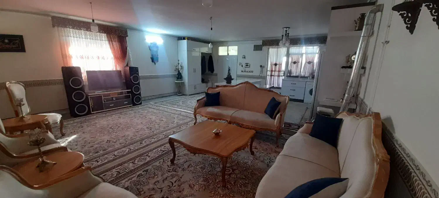 خانه آپارتمانی طبقه دوم راه مشترک|اجارهٔ آپارتمان|بروجرد, |دیوار