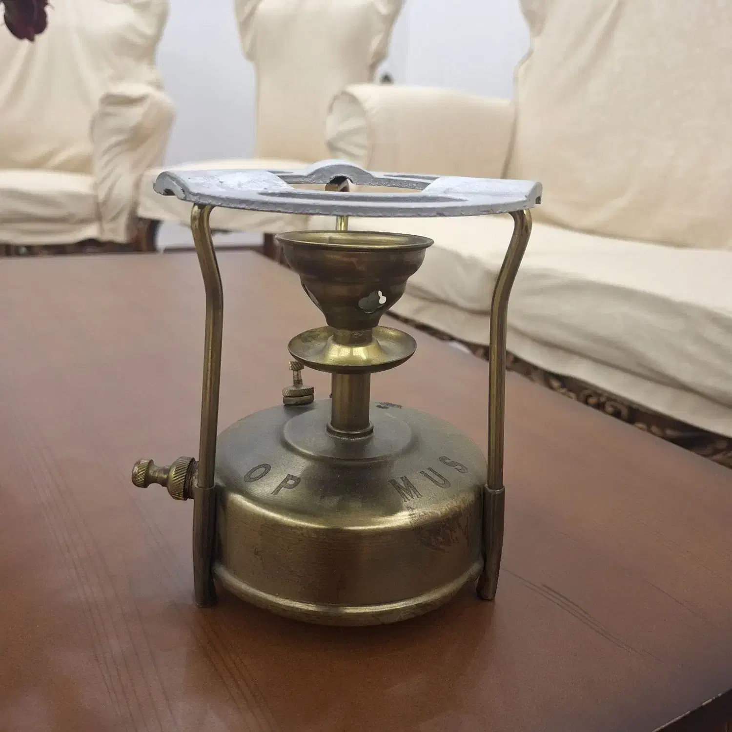 چراغ|کلکسیون اشیاء عتیقه|اراک, |دیوار