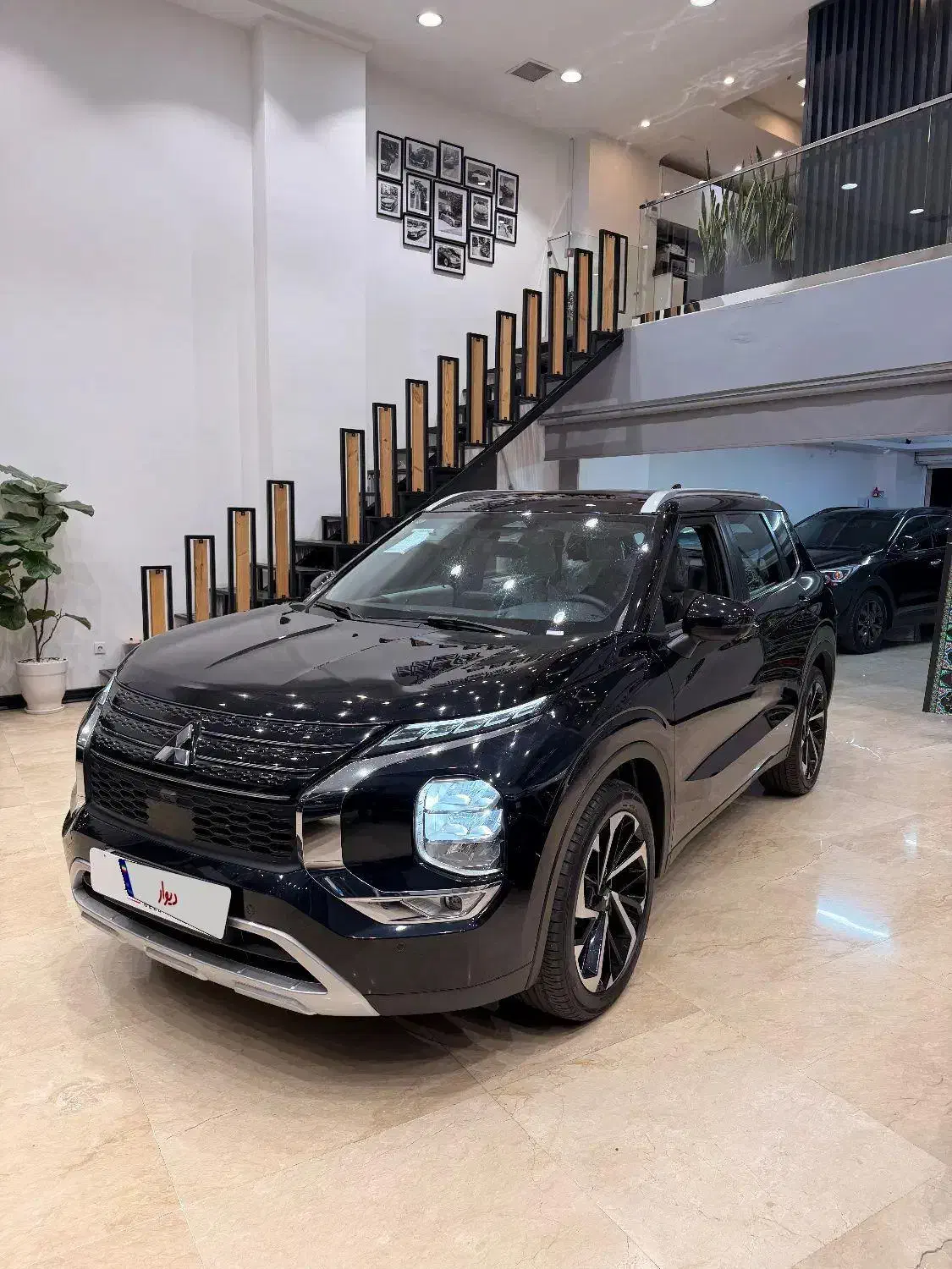 اوتلندر پی لاین ۲۰۲۳|خودرو سواری و وانت|تهران, عباس‌آباد|دیوار