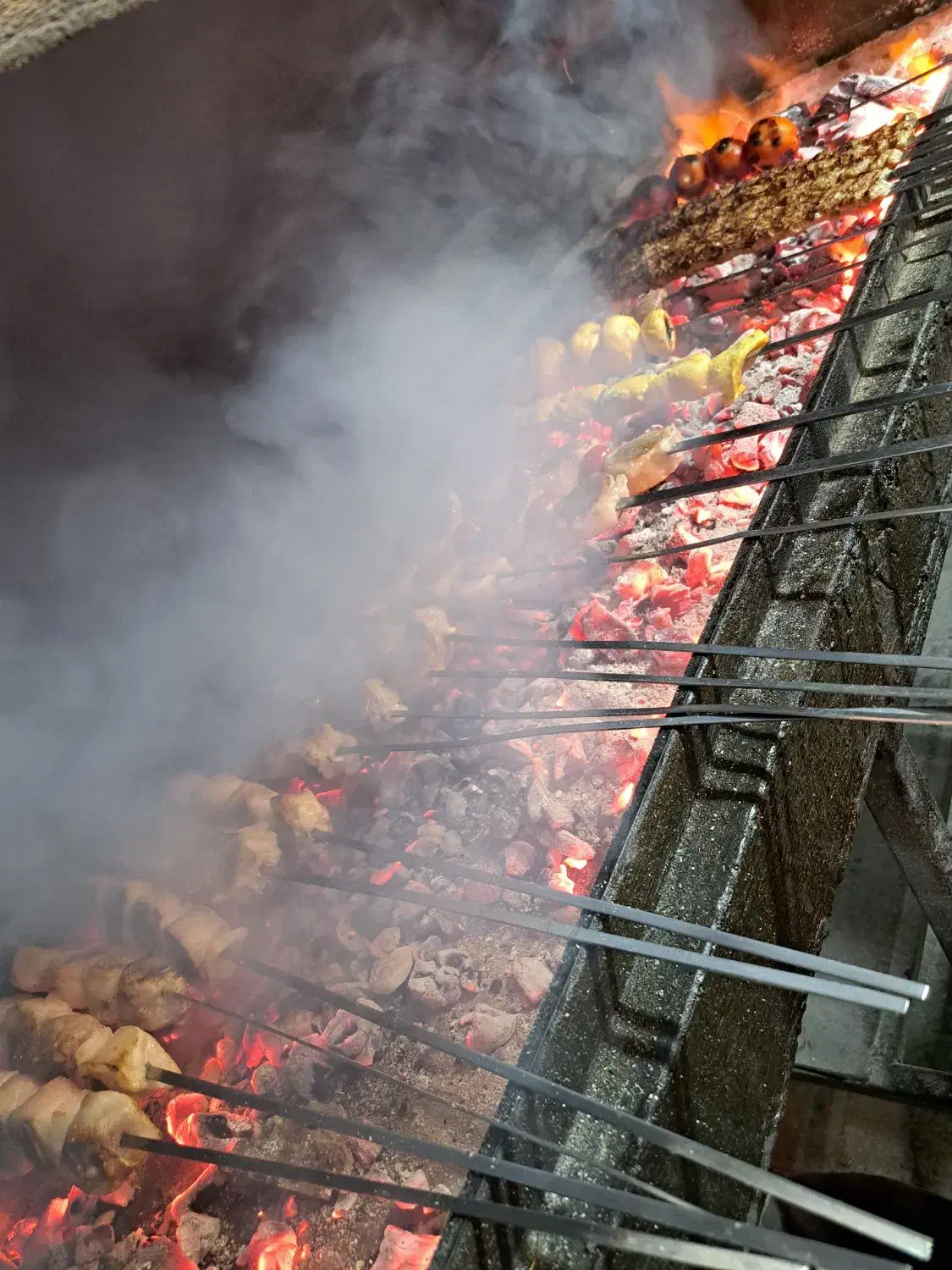 منقل کار جگرکی|استخدام خدمات فروشگاه و رستوران|خاوران, |دیوار