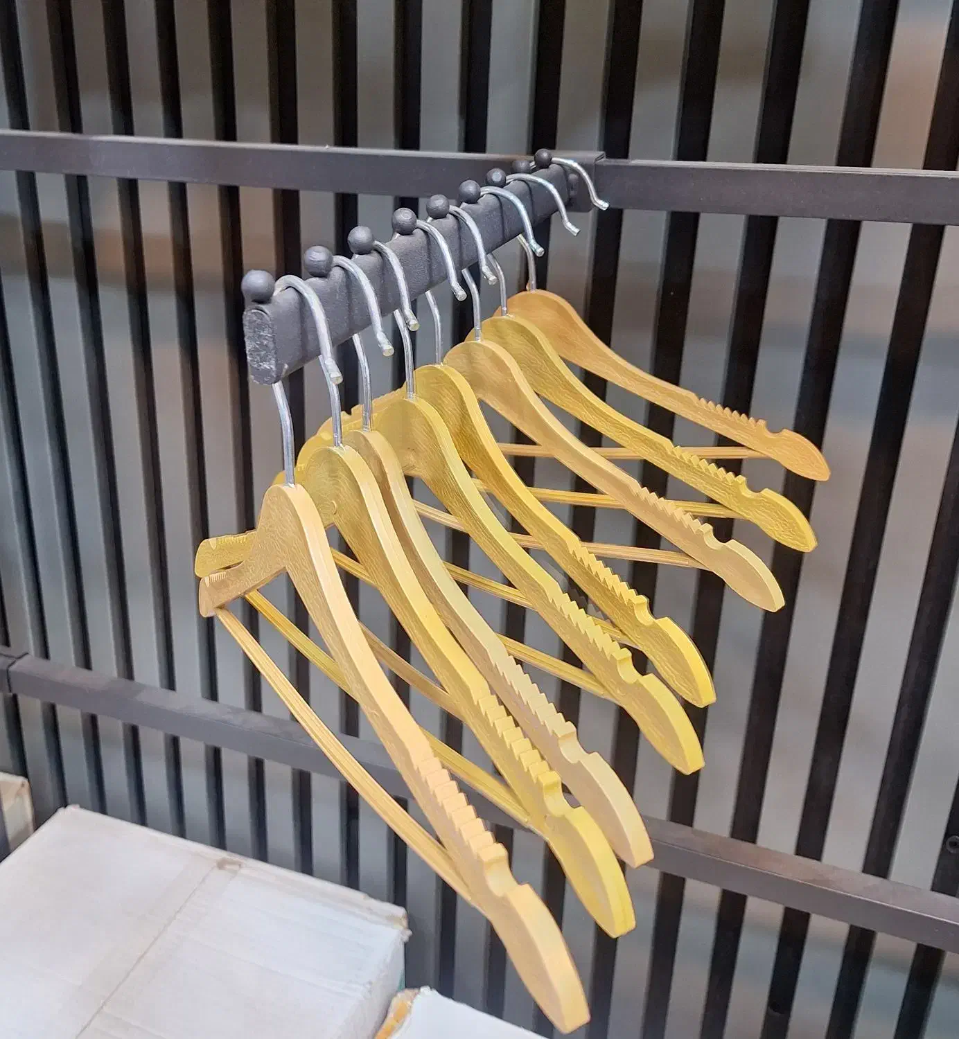 چوب لباسی بچگانه/ 990تا دونه موجوده|فروشگاه و مغازه|رشت, پاستوریزه|دیوار