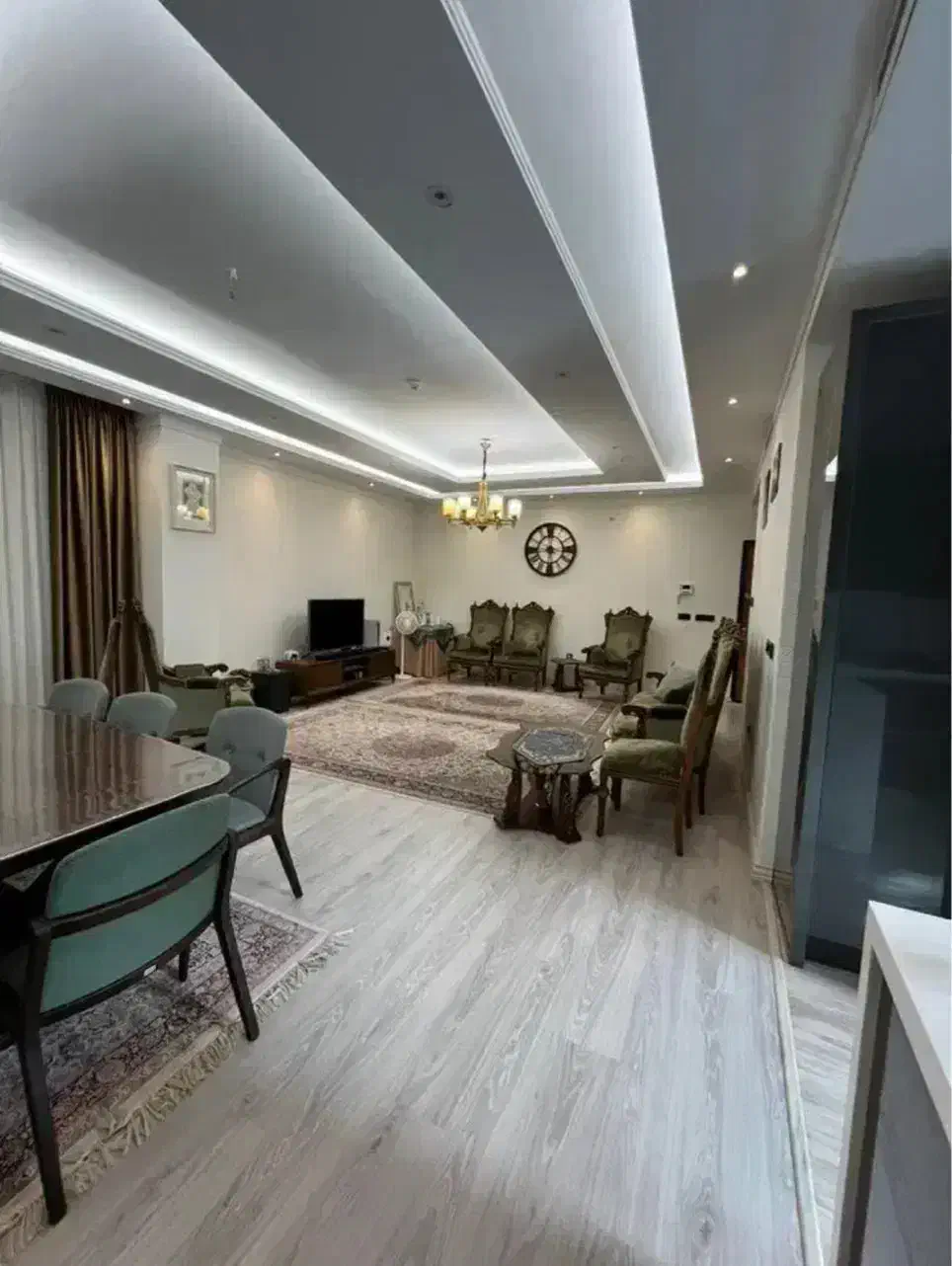 ۱۱۰متر/ برج وی ای پی/ امکانات هتلینگ