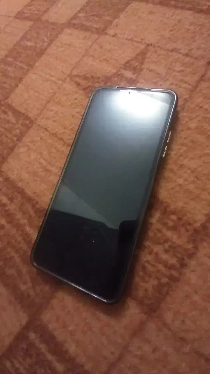 گوشی|موبایل|اصفهان, عمان سامانی|دیوار