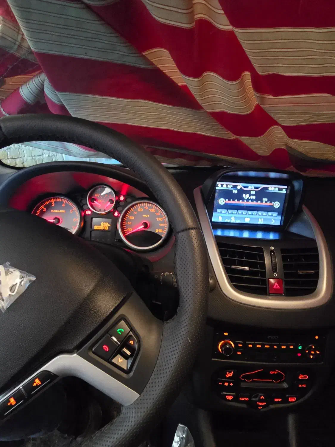 ۲۰۷ پانوراما دنده ای صفر ۱۴۰۴|خودرو سواری و وانت|شیراز, بید زرد|دیوار