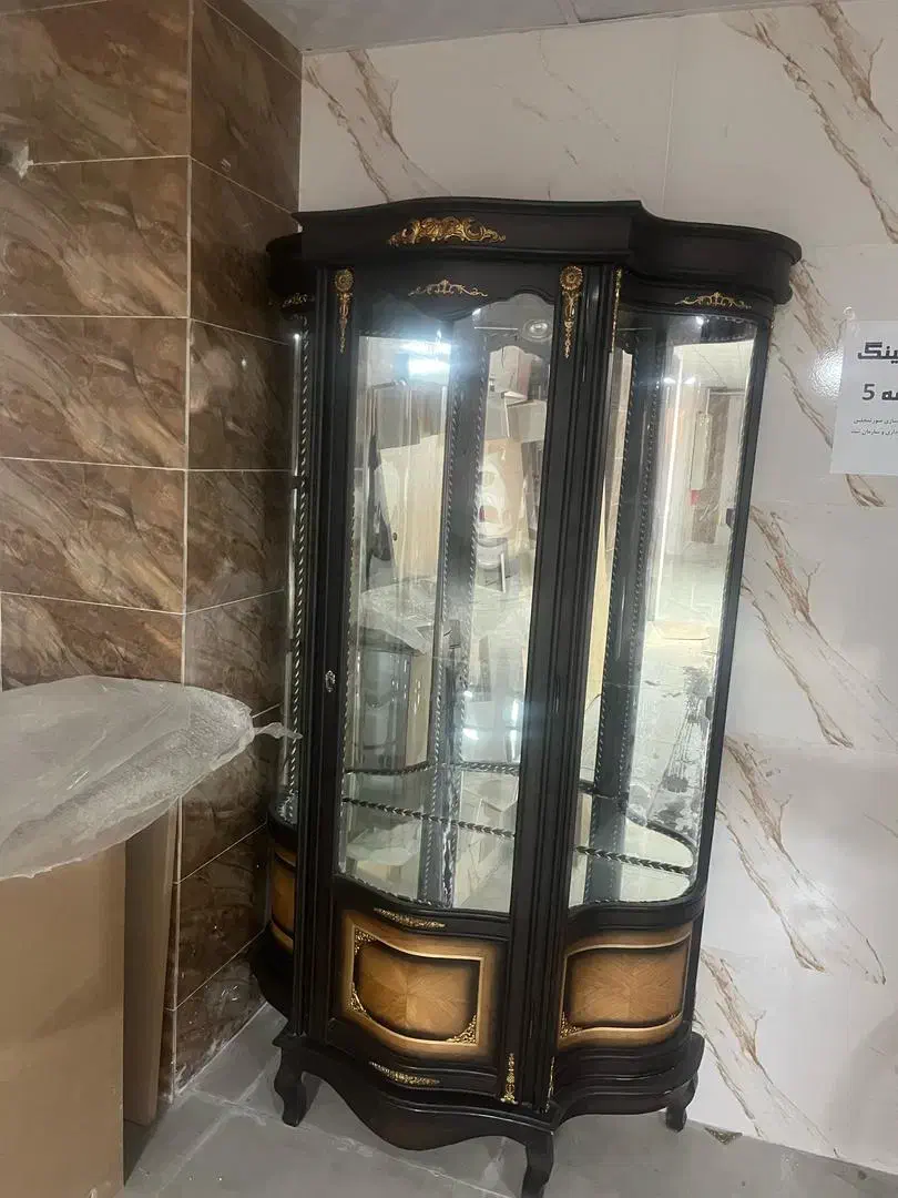 بوفه چوبی خیلی تمیز در حدنو|بوفه، ویترین، کنسول|تبریز, |دیوار